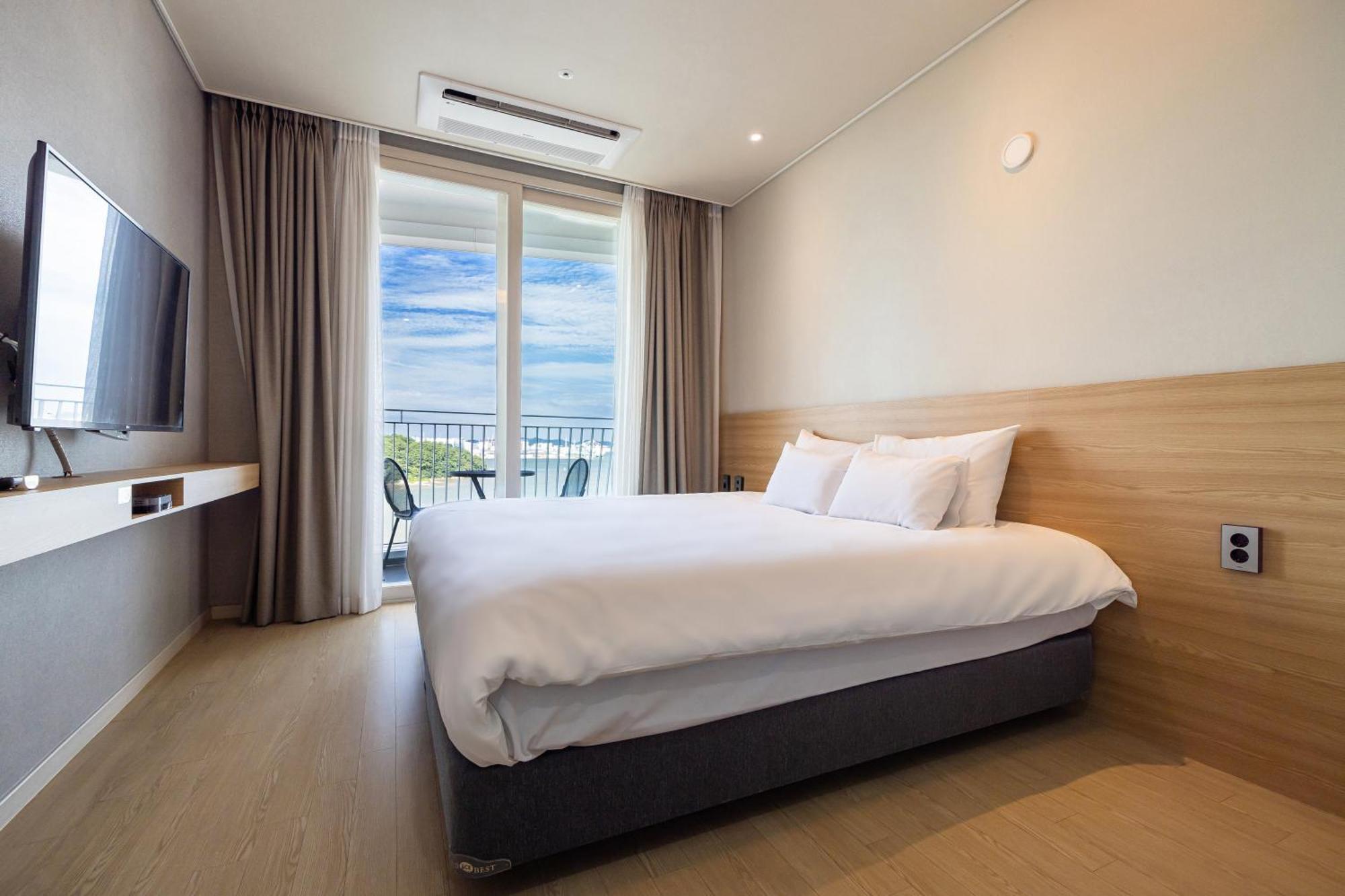 Ocean Soleview Hotel Incheon Bagian luar foto
