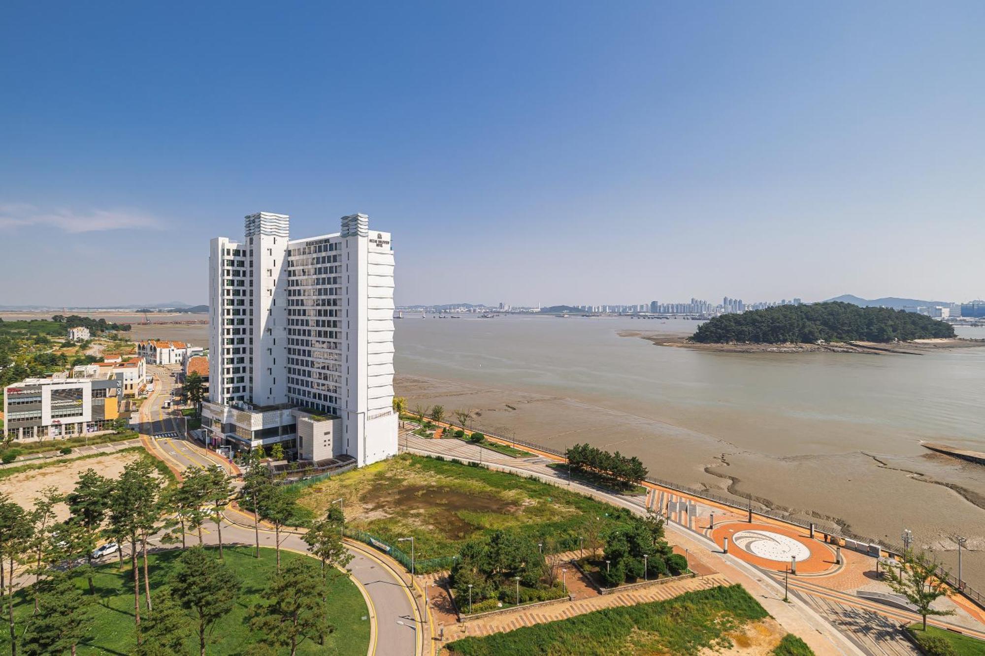 Ocean Soleview Hotel Incheon Bagian luar foto