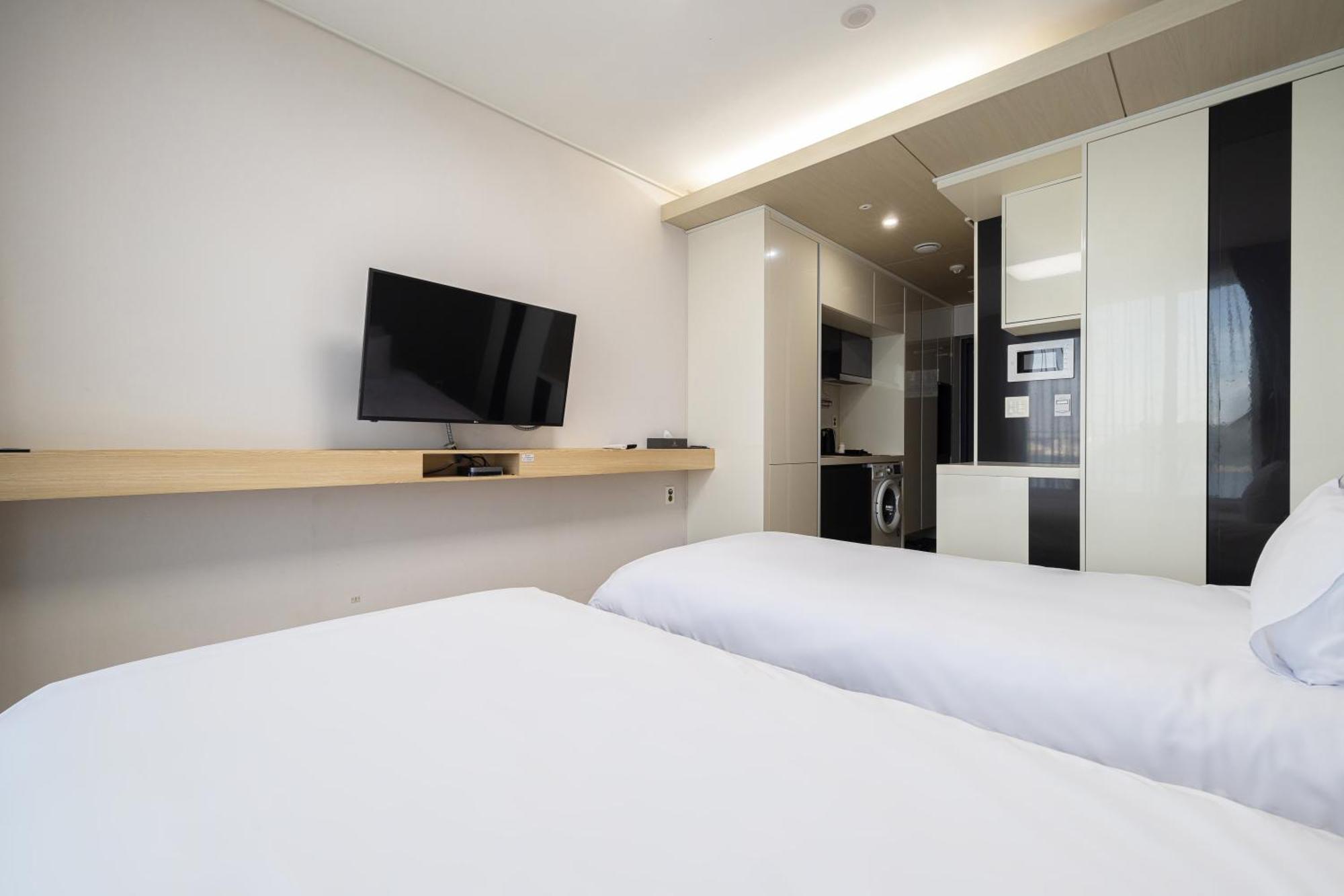 Ocean Soleview Hotel Incheon Bagian luar foto