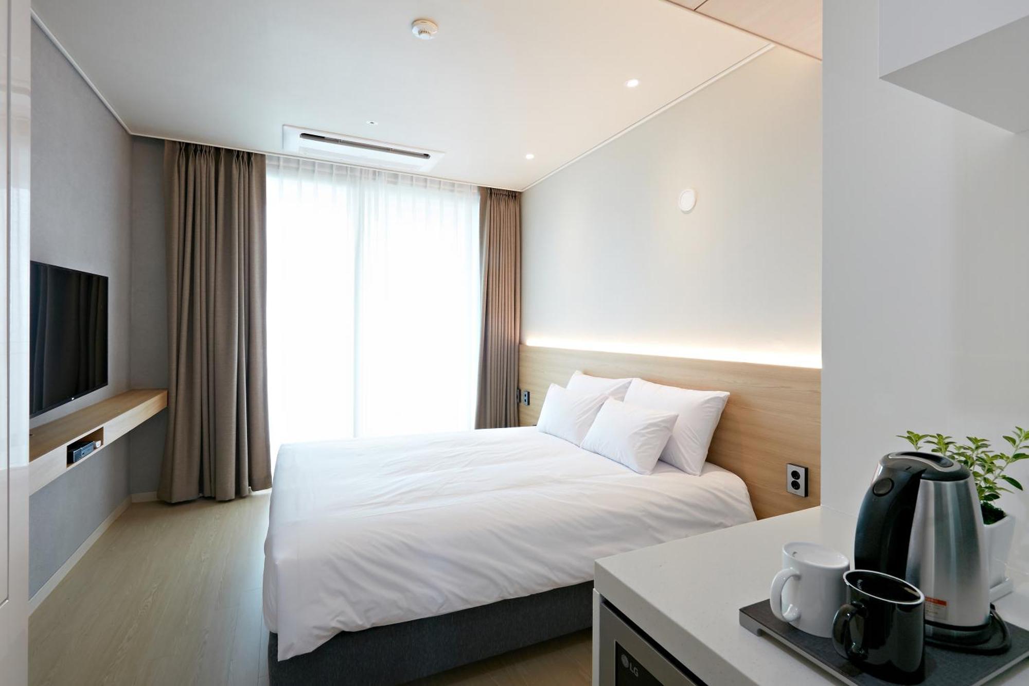 Ocean Soleview Hotel Incheon Bagian luar foto