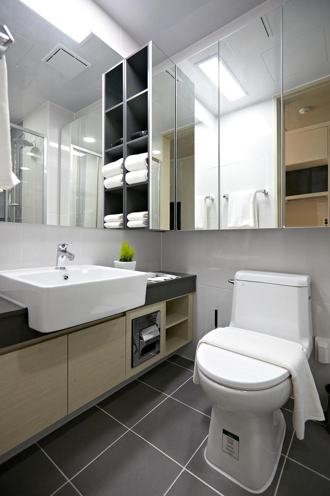 Ocean Soleview Hotel Incheon Bagian luar foto